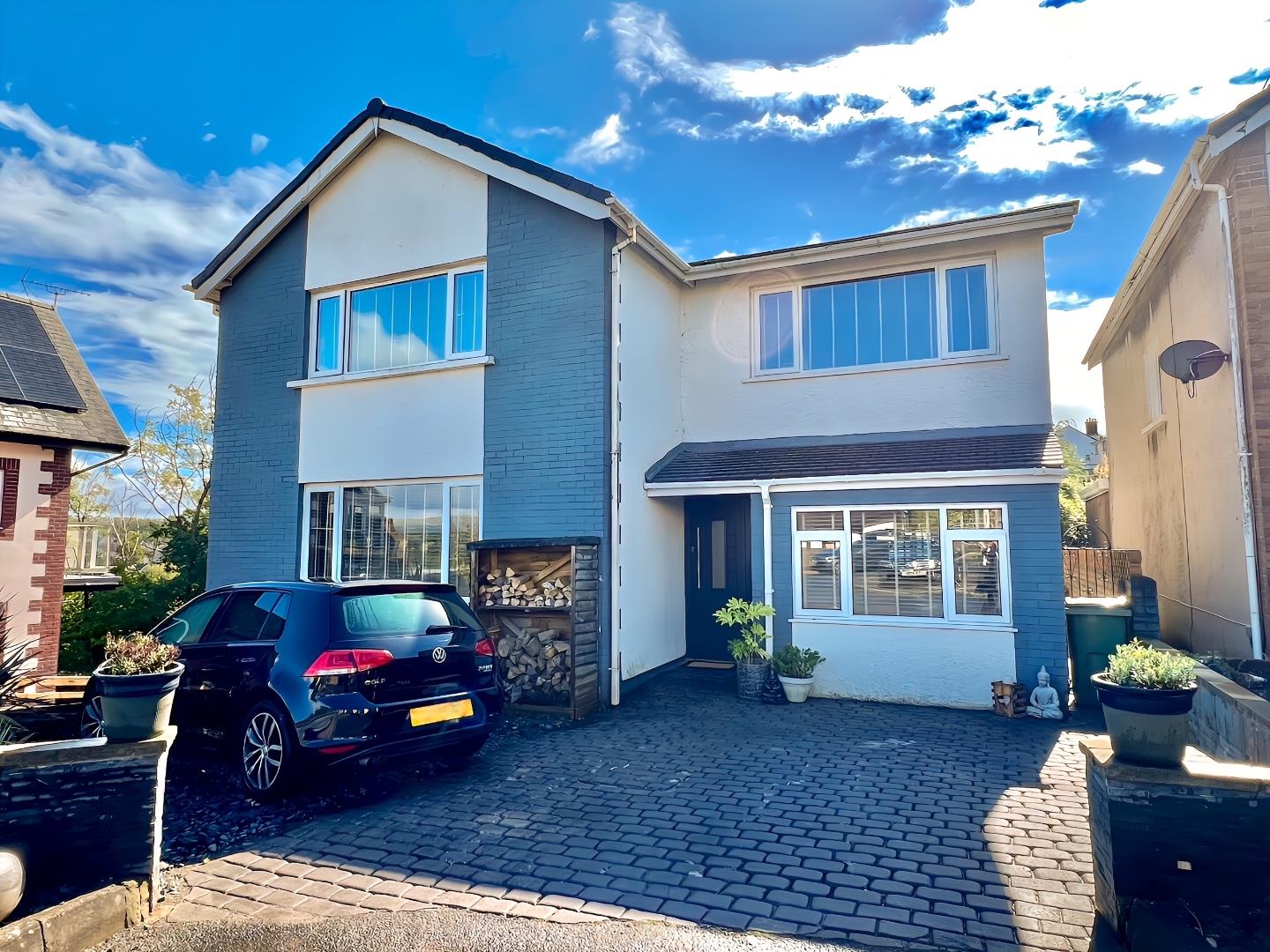 Pascoe's Avenue, Newcastle Higher, Bridgend County Borough, CF31 4PQ